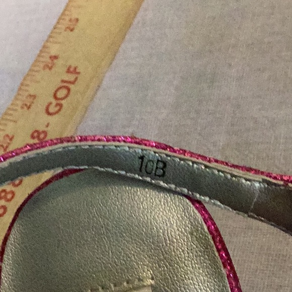 NWOT Dyeables heels - Picture 5 of 9